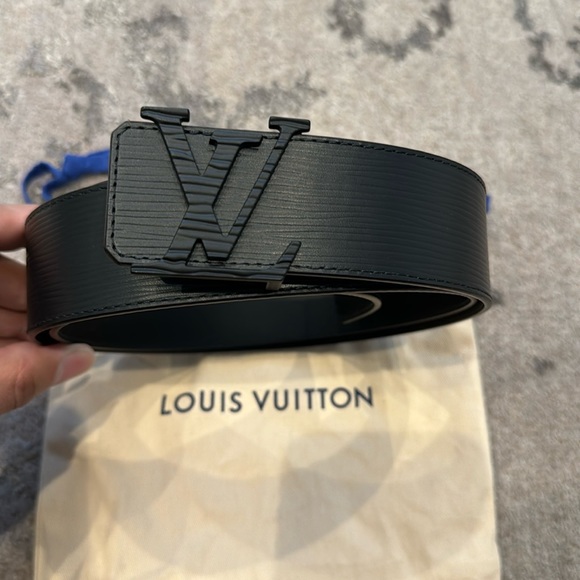 Louis Vuitton Initials Epi Leather belt - Picture 1 of 5